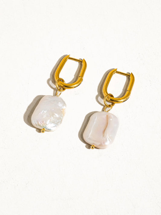 Zaina Pearl Earrings